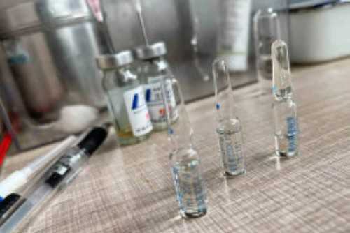 患慢性肾炎去生孩子会不会很危险？